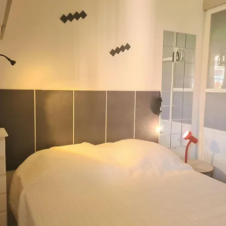 2 Pièces Cap D'agde Ct760-016